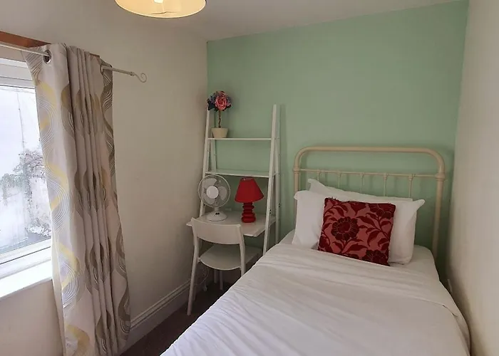 Grand Pier Guest House